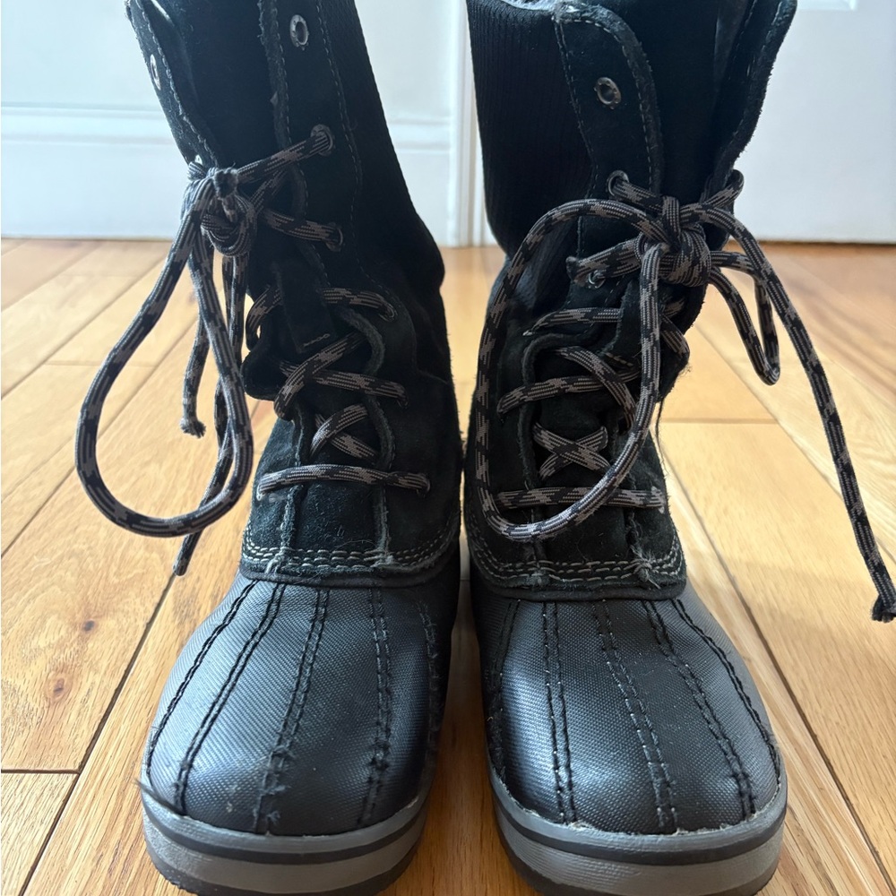 LL Bean Kids Black Winter Boots